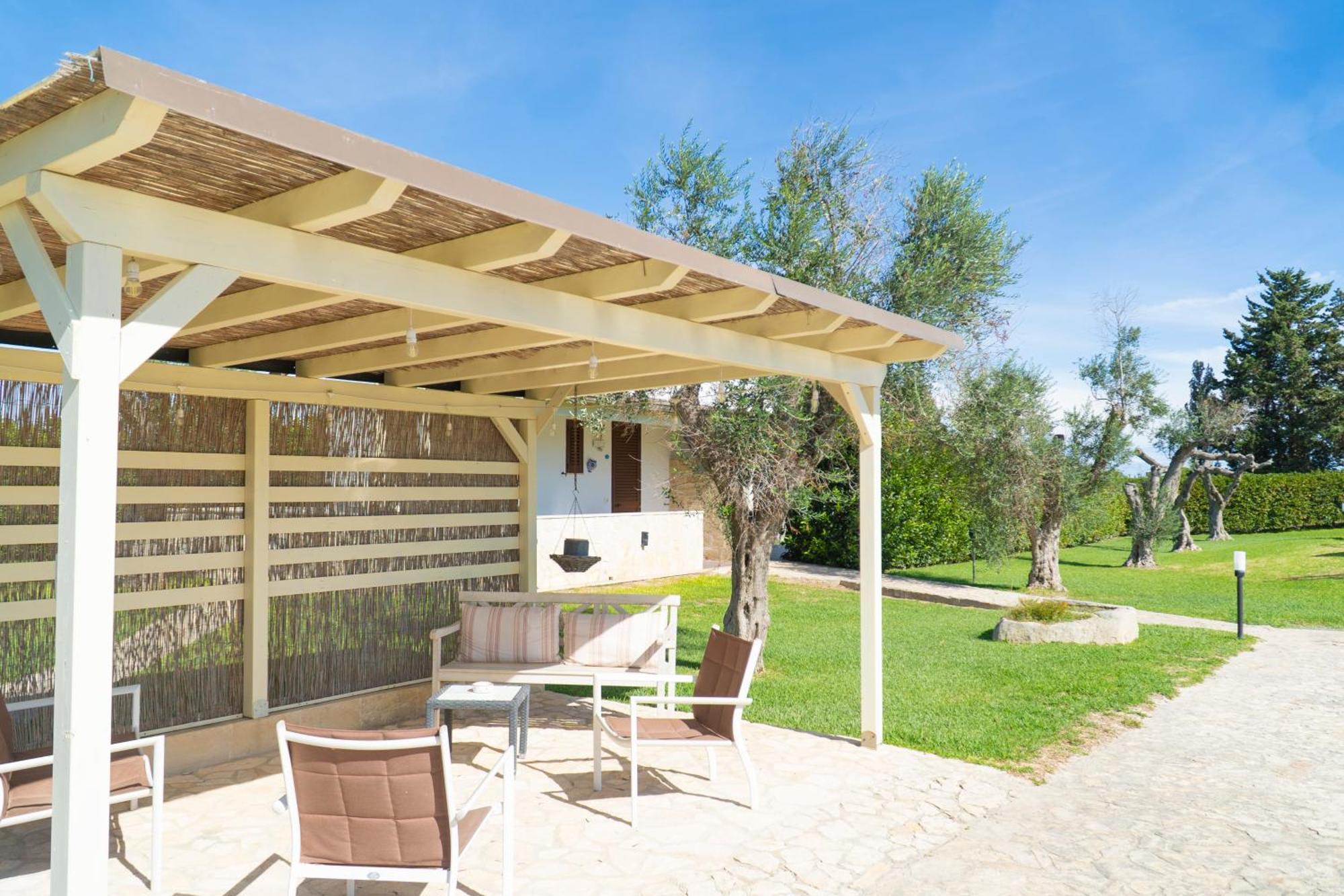 Masseria Un Posto Al Sole Bed & Breakfast *